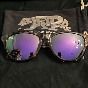 Blenders wayfarer style sunglasses (unisex)